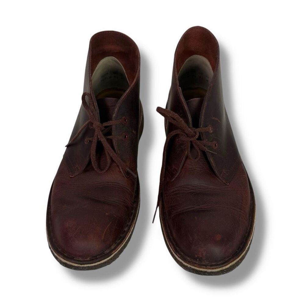 Clark’s Originals Women’s Dessert Chukka Boot size 8.5